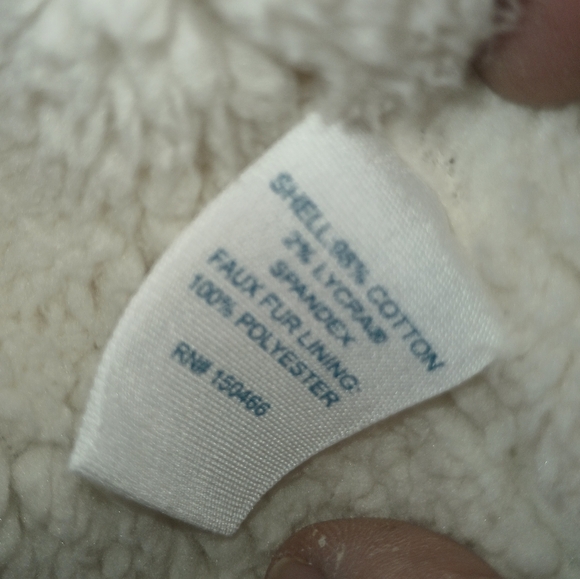 Vest - Picture 7 of 7